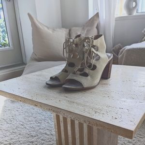 Steve Madden Cream Lace Up Heels Size 7.5
